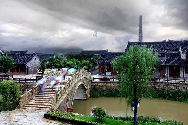 湖南省文旅领域“顽瘴痼疾”综合治理工作推进会参会领导观摩旅游速裁法庭工作